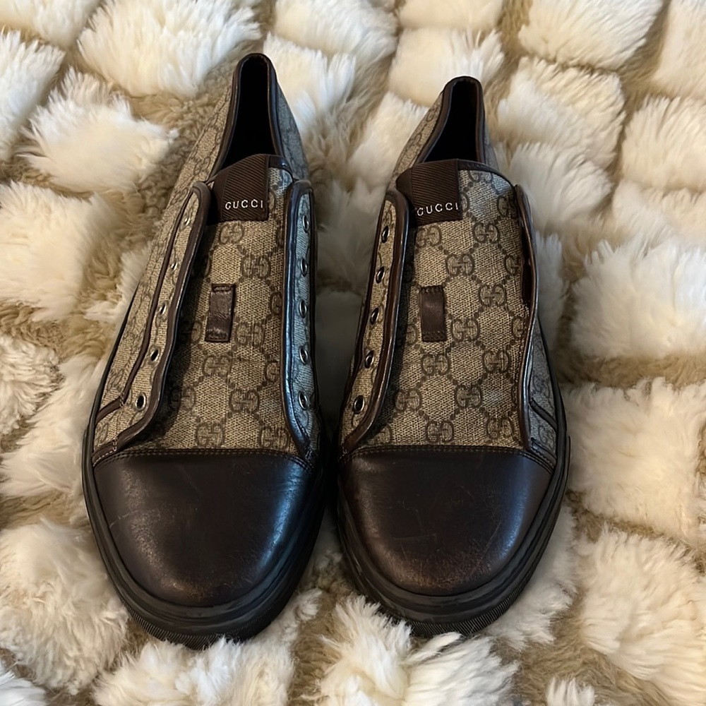 GUCCI low top sneakers